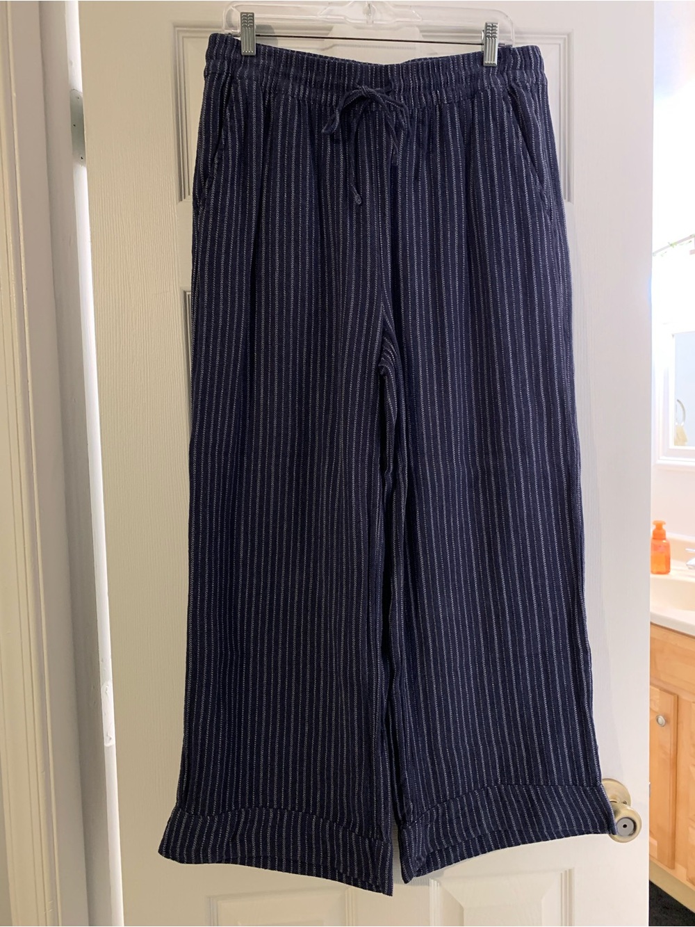 Time and Tru Navy Pinstripe Wide-Leg Pants